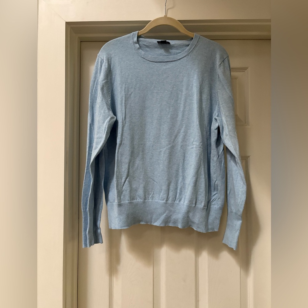 Ann Taylor Women's Light Blue Crewneck Sweater